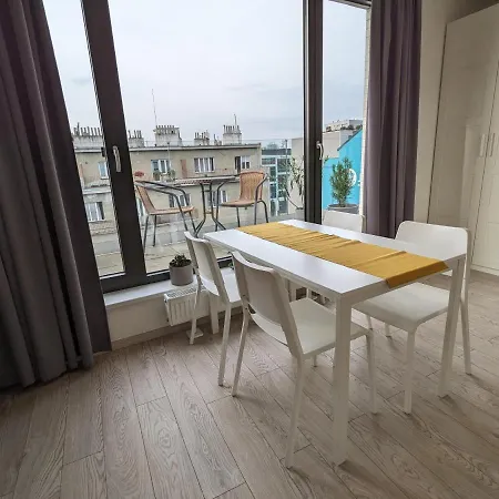 Апартаменты Cozy With Big Terrace In - Karlin